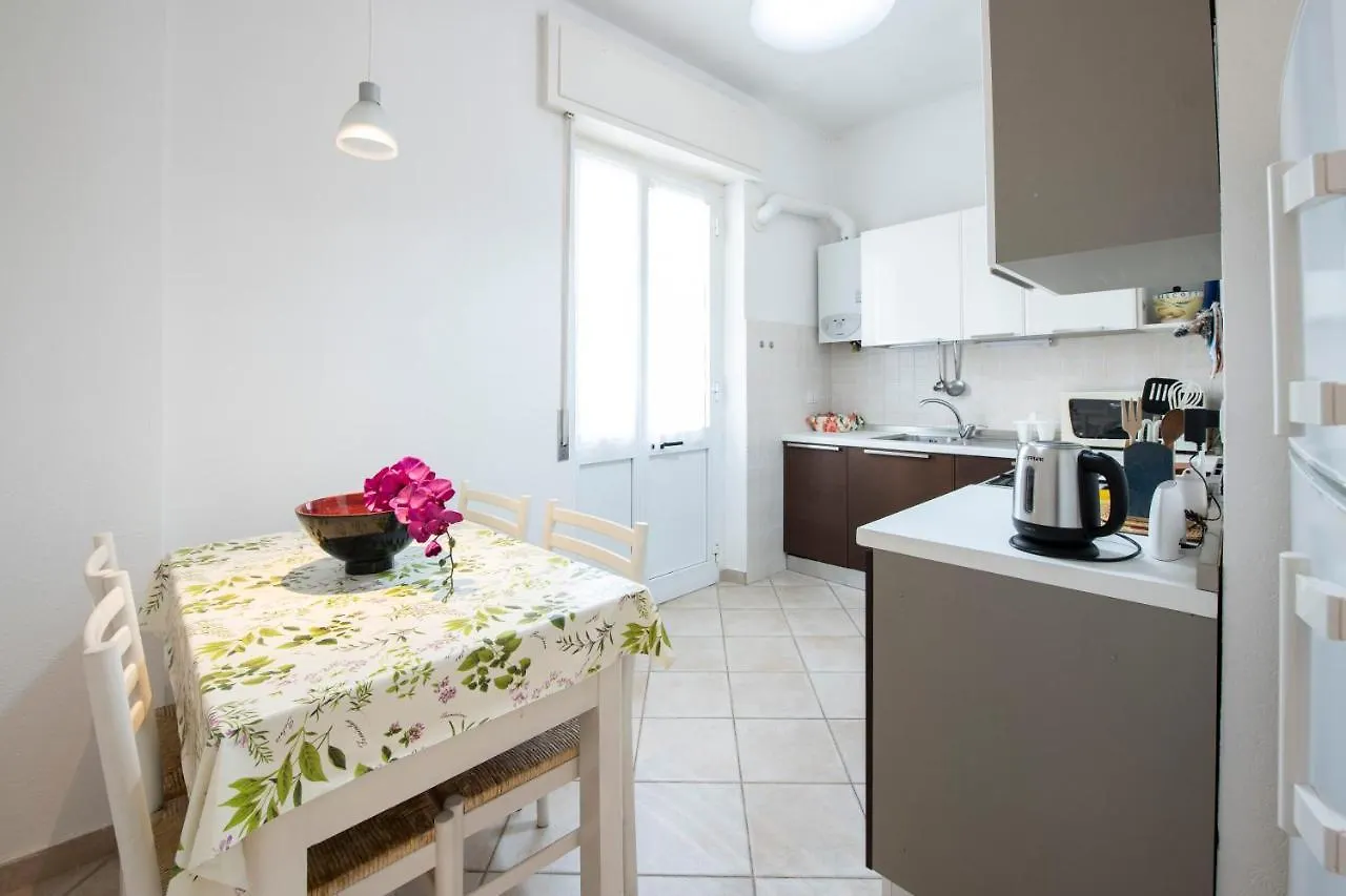 196 - A Casa Di Mary - Chiavari Centro - 700M Dal Mare - Parcheggio Gratis Incluso Apartment Italy