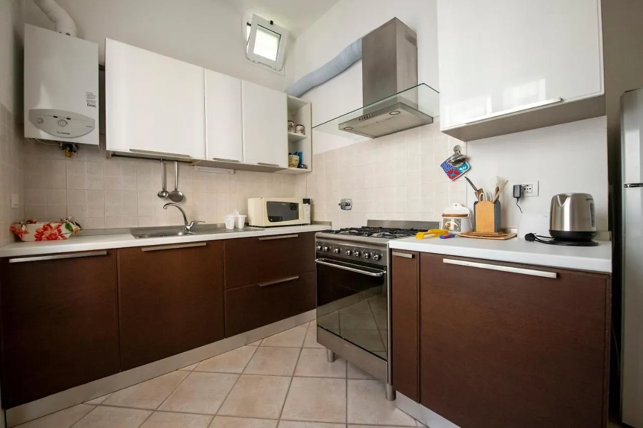 196 - A Casa Di Mary - Chiavari Centro - 700M Dal Mare - Parcheggio Gratis Incluso Apartment Italy