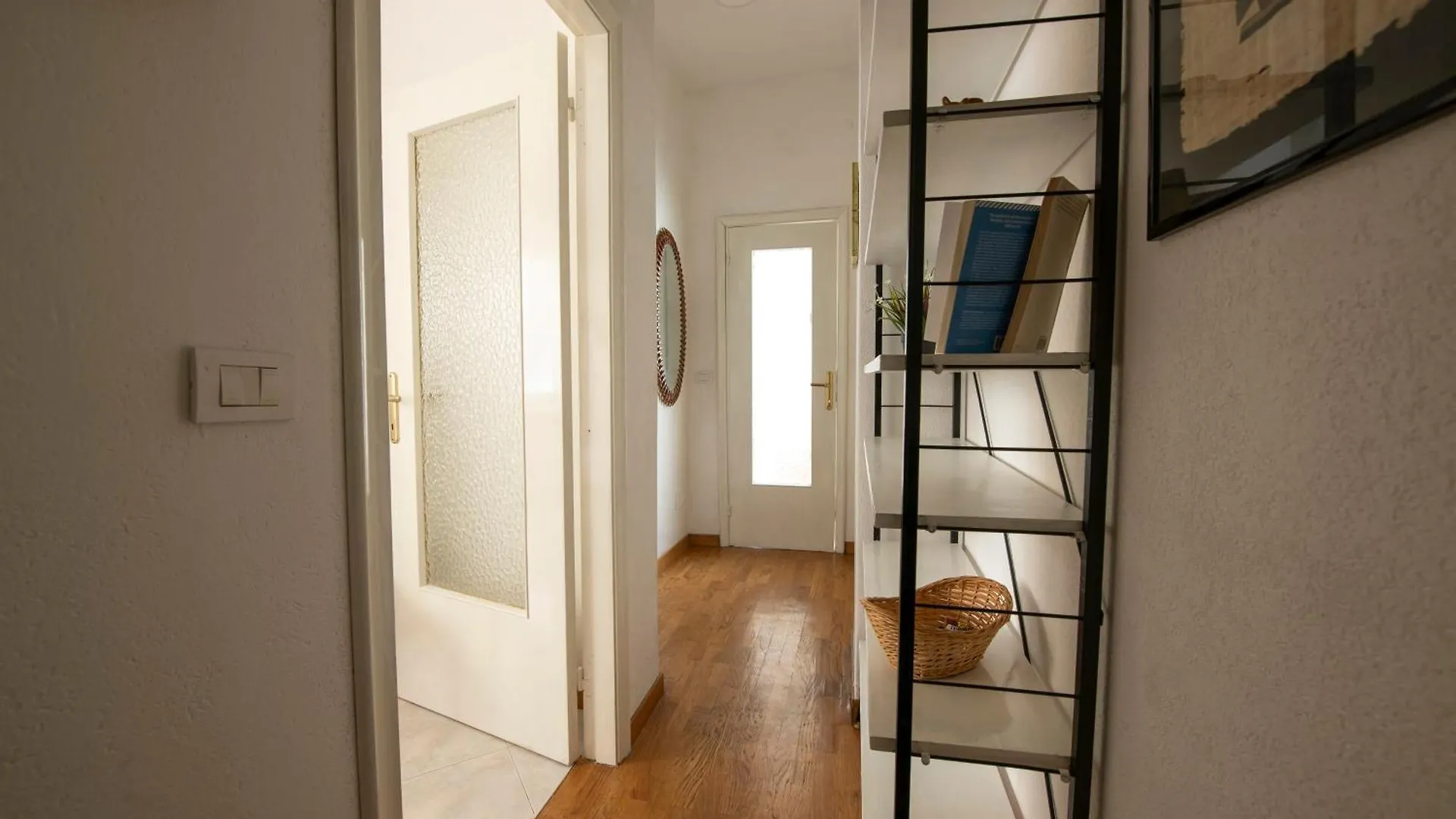196 - A Casa Di Mary - Chiavari Centro - 700M Dal Mare - Parcheggio Gratis Incluso Apartment 0*,